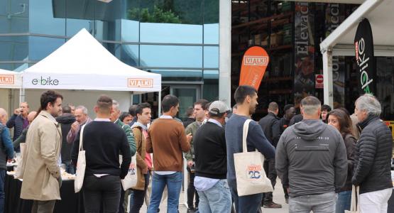 Exitoso evento de celebración del 20 aniversario de Vialki